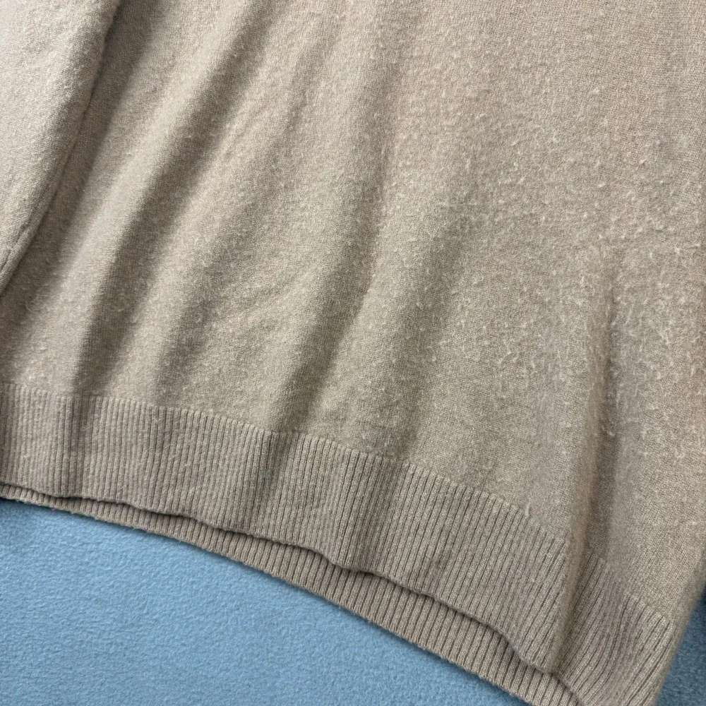 Banana Republic Mens 100% Cashmere Crew Neck Sweater Tan Beige Large Long Sleeve